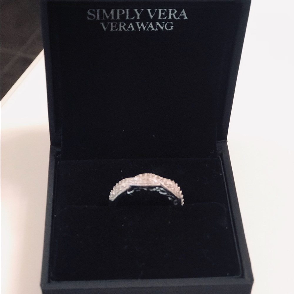 Vera Wang Diamond Twist Engagement Ring